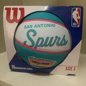 San Antonio Spurs Team Logo Retro Mini NBA Basketball / Size 3 / NEW / Wilson